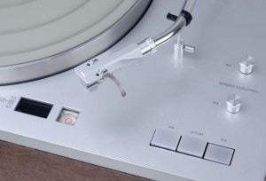 Platines vinyles à Quimper | Teac, Yamaha, Dual - Hifi Quimper